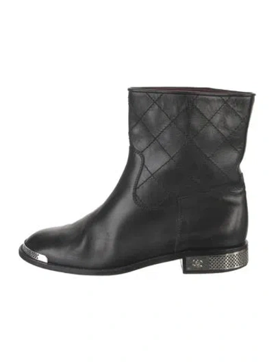 Pre-owned Chanel Interlocking Cc Logo Leather Moto Boots In Black
