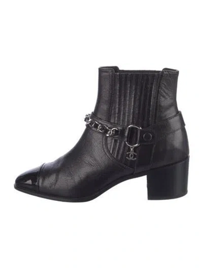 Pre-owned Chanel Interlocking Cc Logo Leather Moto Boots In Black
