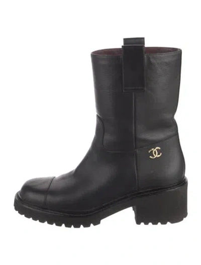 Pre-owned Chanel Interlocking Cc Logo Leather Moto Boots In Black