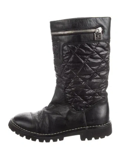 Pre-owned Chanel Interlocking Cc Logo Leather Moto Boots In Black