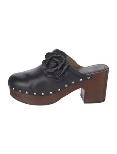 Pre-owned Chanel Interlocking Cc Logo Leather Mules In Blue
