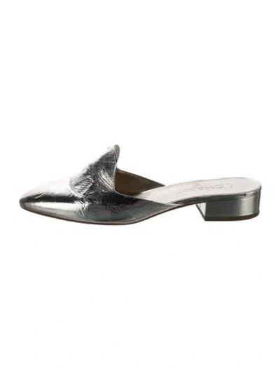 Pre-owned Chanel Interlocking Cc Logo Leather Mules In Silver