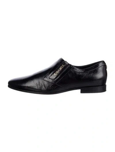 Pre-owned Chanel Interlocking Cc Logo Leather Oxfords In Black