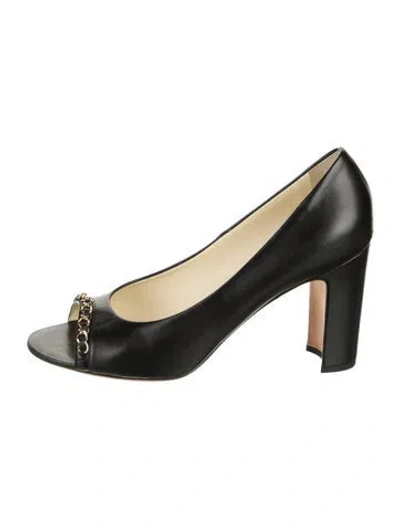 Pre-owned Chanel Interlocking Cc Logo Leather Pumps In Black
