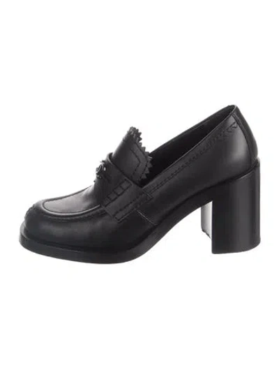 Pre-owned Chanel Interlocking Cc Logo Leather Pumps In Black