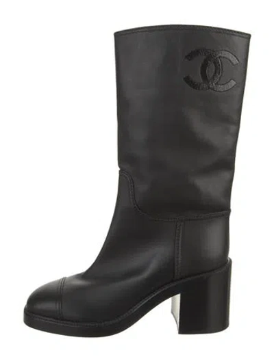 Pre-owned Chanel Interlocking Cc Logo Leather Rain Boots In Black