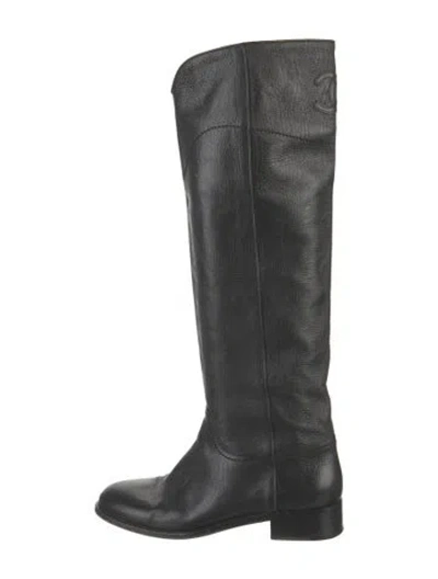 Pre-owned Chanel Interlocking Cc Logo Leather Riding Boots In Black