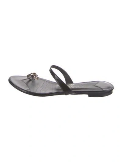 Pre-owned Chanel Interlocking Cc Logo Leather Slides In Black