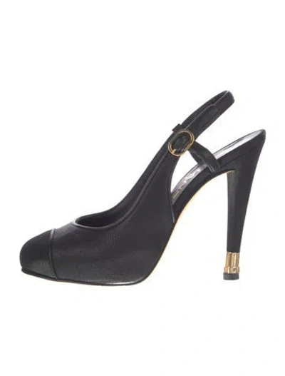 Pre-owned Chanel Interlocking Cc Logo Leather Slingback Pumps In Black
