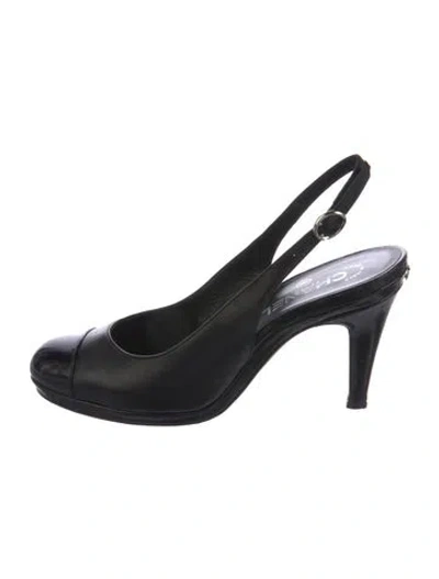 Pre-owned Chanel Interlocking Cc Logo Leather Slingback Pumps In Black