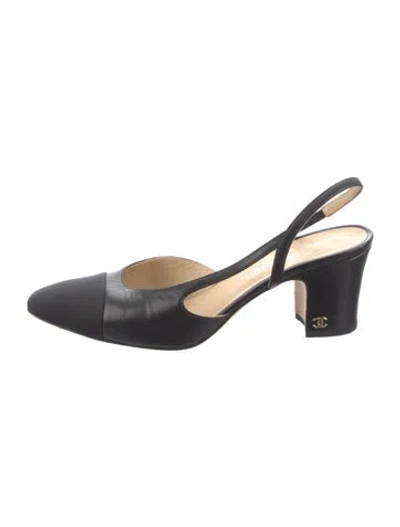 Pre-owned Chanel Interlocking Cc Logo Leather Slingback Pumps In Black