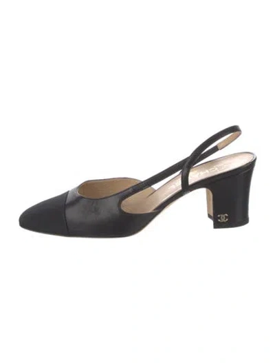 Pre-owned Chanel Interlocking Cc Logo Leather Slingback Pumps In Black