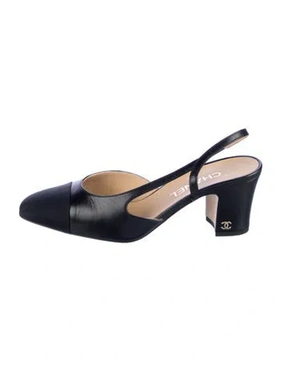 Pre-owned Chanel Interlocking Cc Logo Leather Slingback Pumps In Black