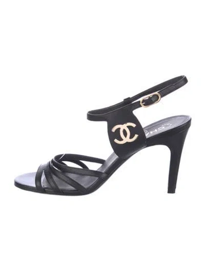 Pre-owned Chanel Interlocking Cc Logo Leather Slingback Sandals In Black
