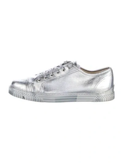Pre-owned Chanel Interlocking Cc Logo Leather Sneakers