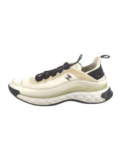 Pre-owned Chanel Interlocking Cc Logo Leather Trim Embellishment Sneakers In Neutral