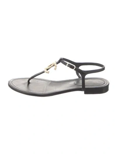 Pre-owned Chanel Interlocking Cc Logo Leather T-strap Sandals In Black