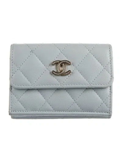 Pre-owned Chanel Interlocking Cc Logo Leather Wallet In Multi