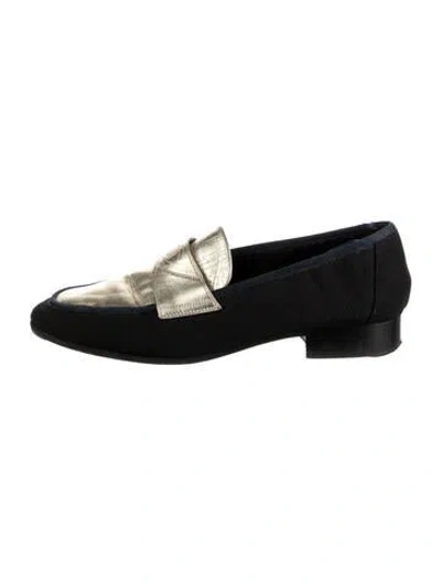 Pre-owned Chanel Interlocking Cc Logo Loafers In Black/gold/metallic