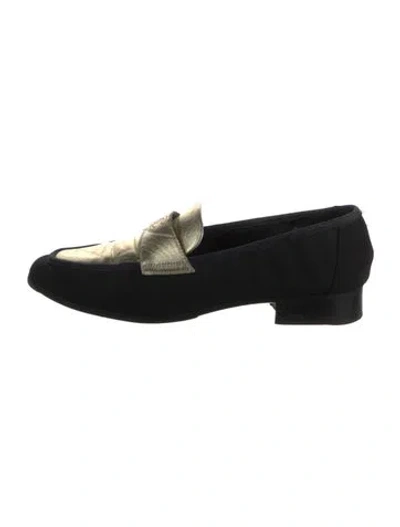 Pre-owned Chanel Interlocking Cc Logo Loafers In Multi