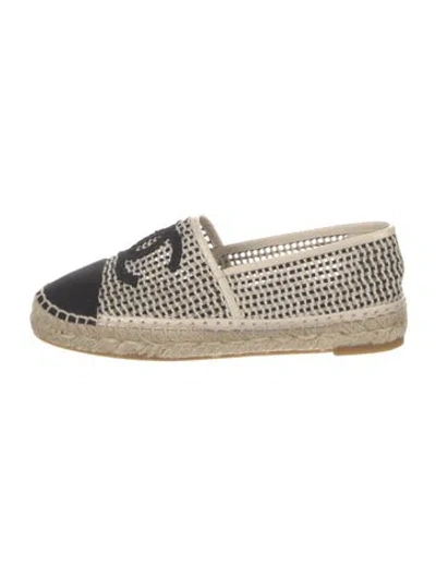 Pre-owned Chanel Interlocking Cc Logo Mesh Espadrilles In Neutrals