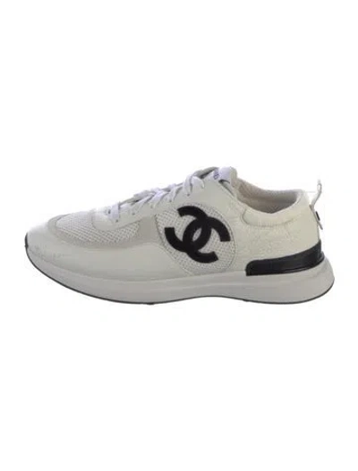 Pre-owned Chanel Interlocking Cc Logo Mesh Sneakers In White