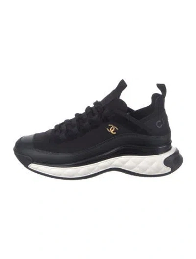 Pre-owned Chanel Interlocking Cc Logo Neoprene Sneakers In Black
