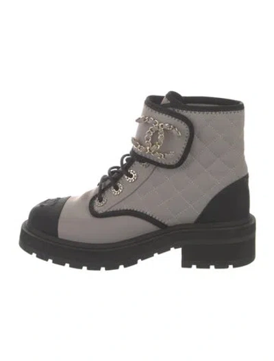 Pre-owned Chanel Interlocking Cc Logo Nylon Combat Boots In Gray