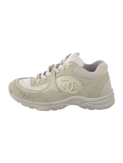 Pre-owned Chanel Interlocking Cc Logo Nylon Sneakers In White