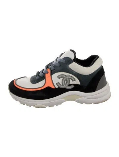 Pre-owned Chanel Interlocking Cc Logo Nylon Sneakers In White
