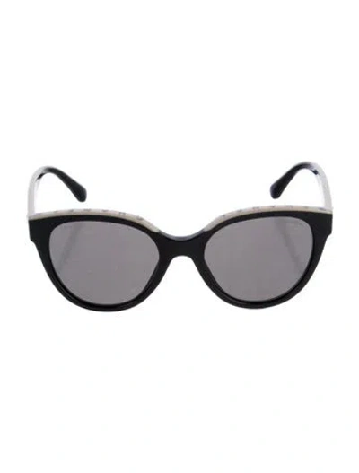 Pre-owned Chanel Interlocking Cc Logo Oversize Sunglasses In Black