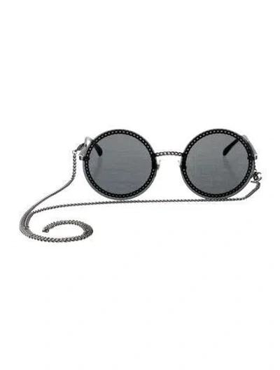 Pre-owned Chanel Interlocking Cc Logo Oversize Sunglasses In Black
