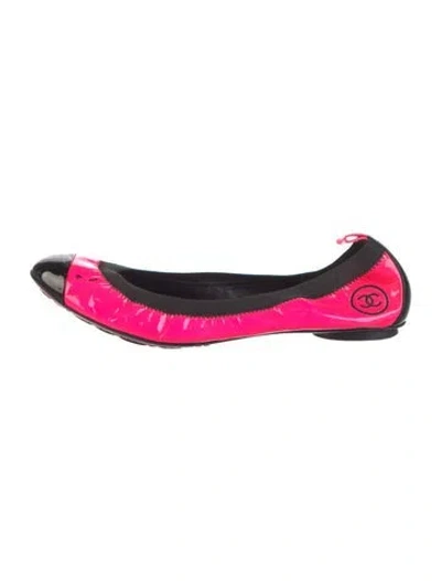 Pre-owned Chanel Interlocking Cc Logo Patent Leather Ballet Flats In Pink