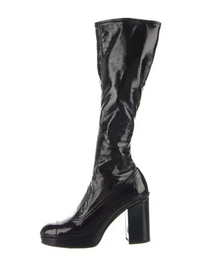 Pre-owned Chanel Interlocking Cc Logo Patent Leather Boots In Black