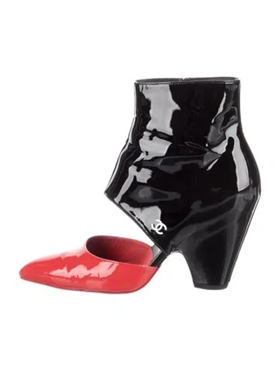 Pre-owned Chanel Interlocking Cc Logo Patent Leather Boots In Multi