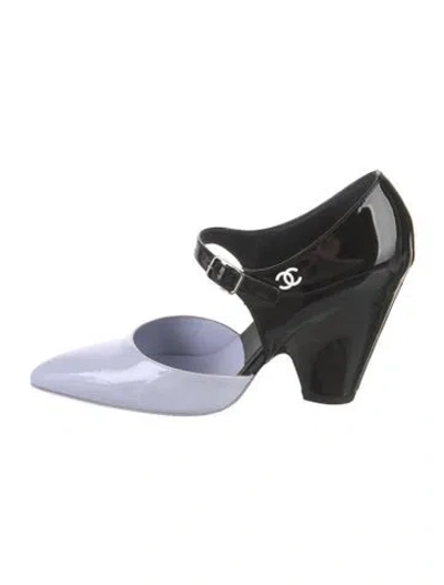 Pre-owned Chanel Interlocking Cc Logo Patent Leather D'orsay Pumps In Multi