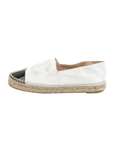 Pre-owned Chanel Interlocking Cc Logo Patent Leather Espadrilles In Multi