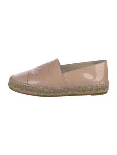 Pre-owned Chanel Interlocking Cc Logo Patent Leather Espadrilles In Pink