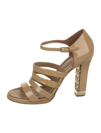 Pre-owned Chanel Interlocking Cc Logo Patent Leather Gladiator Sandals In Neutral