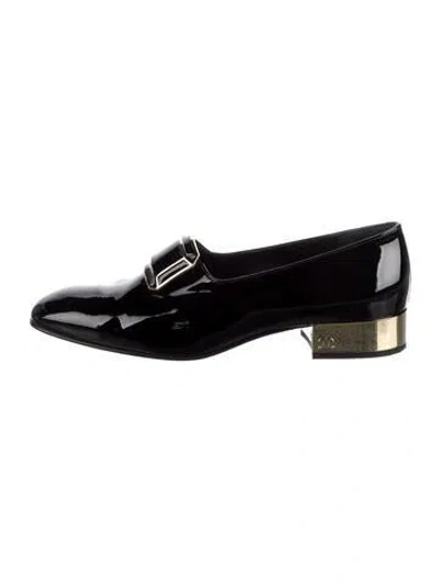 Pre-owned Chanel Interlocking Cc Logo Patent Leather Oxfords In Black