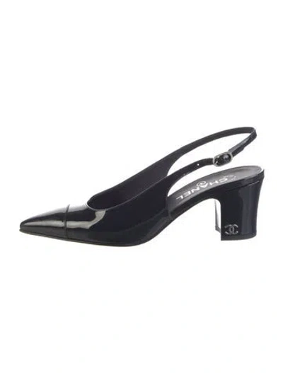 Pre-owned Chanel Interlocking Cc Logo Patent Leather Slingback Pumps In Blue