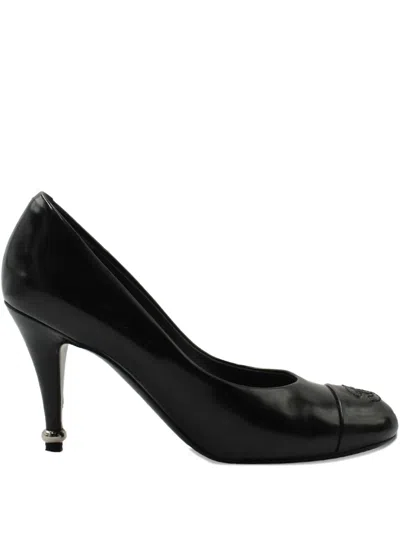 Pre-owned Chanel Interlocking Cc-logo Pumps In Black