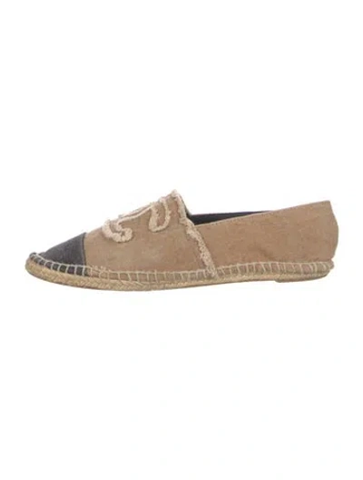 Pre-owned Chanel Interlocking Cc Logo Raw-edge Trim Espadrilles In Grey/neutrals