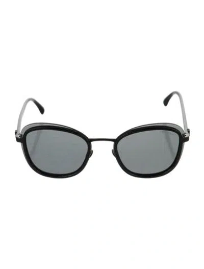 Pre-owned Chanel Interlocking Cc Logo Round Sunglasses In Black