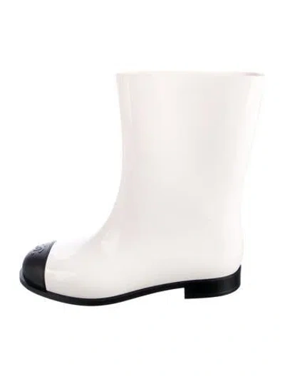 Pre-owned Chanel Interlocking Cc Logo Rubber Rain Boots In Multi
