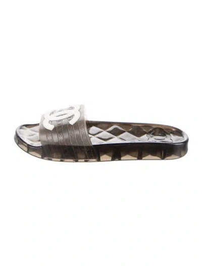 Pre-owned Chanel Interlocking Cc Logo Rubber Slides In Multi