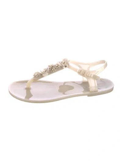 Pre-owned Chanel Interlocking Cc Logo Rubber T-strap Sandals In Neutral