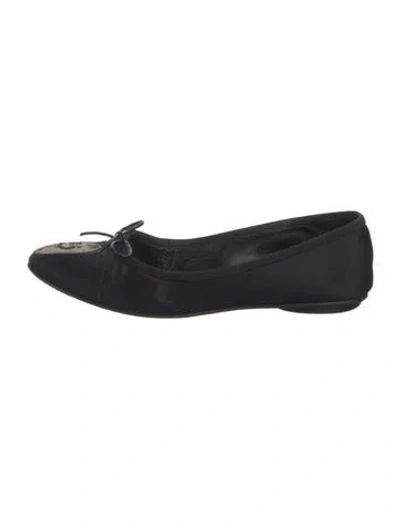 Pre-owned Chanel Interlocking Cc Logo Satin Ballet Flats In Black