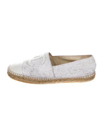 Pre-owned Chanel Interlocking Cc Logo Sequins Espadrilles In White