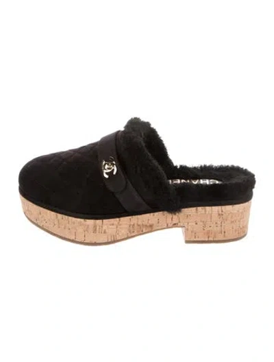 Pre-owned Chanel Interlocking Cc Logo Shearling Mules In Black